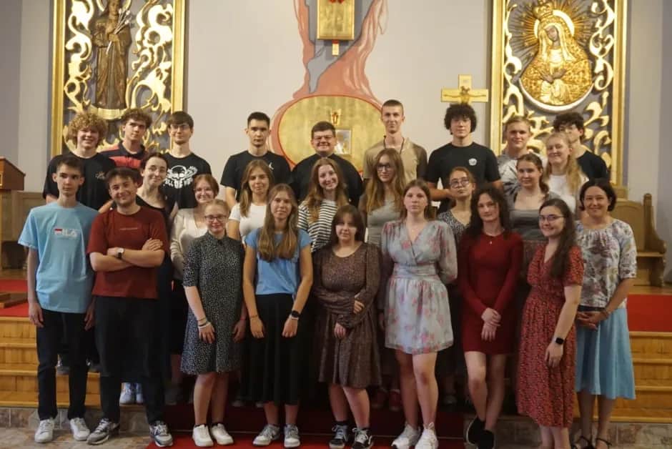 Oaza w Kościele: Czym jest Ruch Światło-Życie?